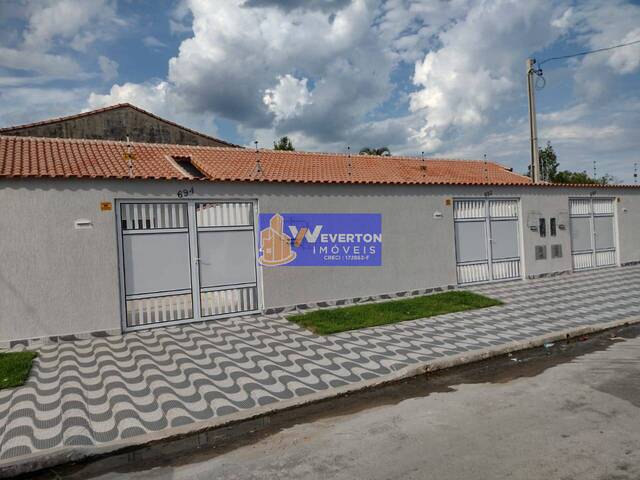 Casa para Venda em Mongaguá - 2