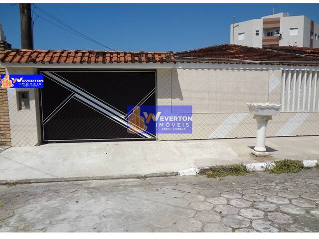 Casa para Venda em Mongaguá - 2