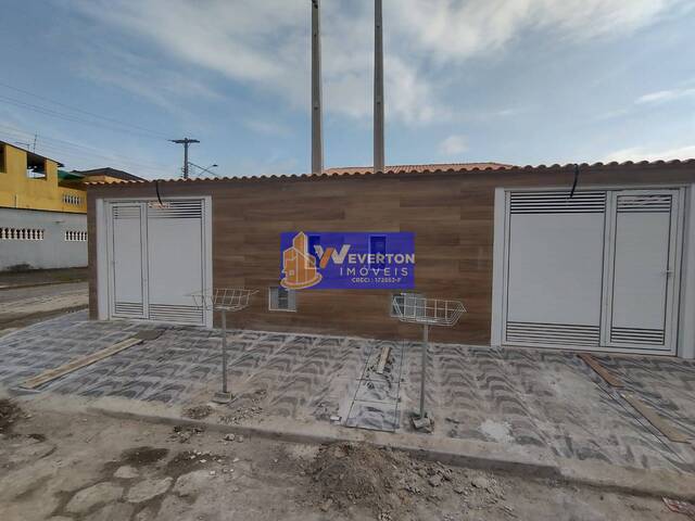 Casa para Venda em Mongaguá - 2