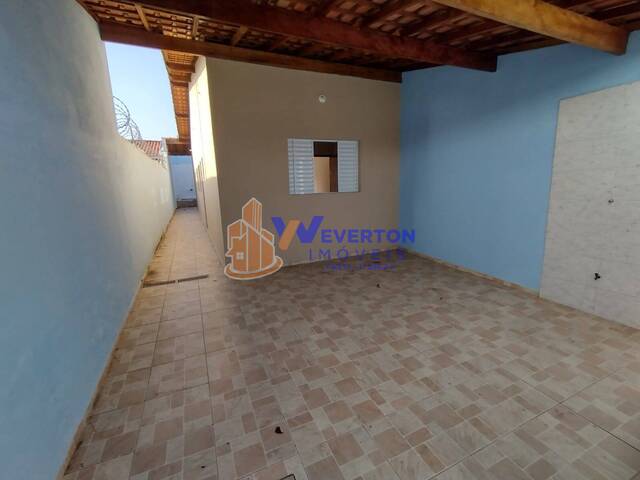 Casa para Venda em Mongaguá - 2
