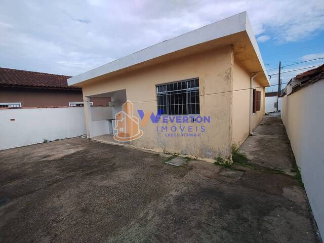 #567 - Casa para Venda em Mongaguá - SP