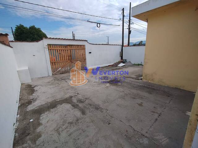 #567 - Casa para Venda em Mongaguá - SP