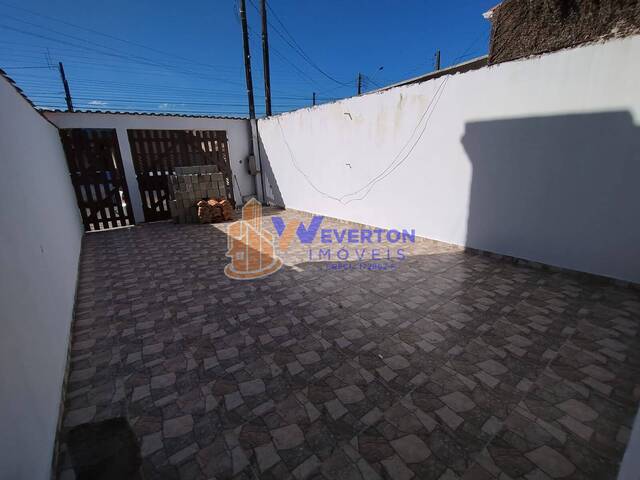 #603 - Casa para Venda em Mongaguá - SP