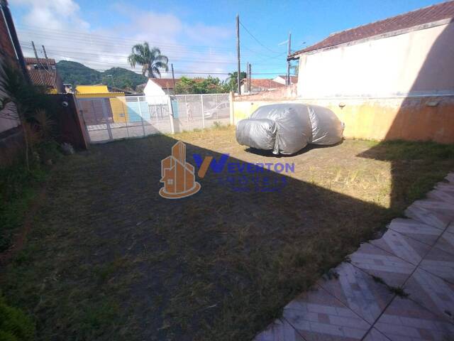 #732 - Casa para Locação em Mongaguá - SP - 2
