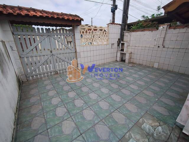 #768 - Casa para Venda em Mongaguá - SP - 2