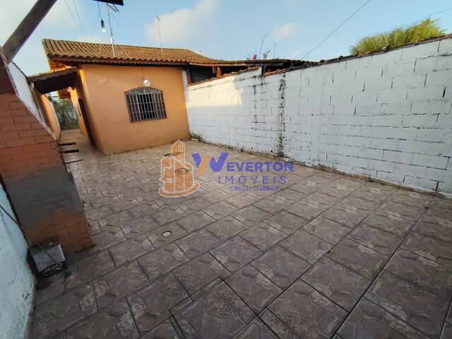 #811 - Casa para Venda em Mongaguá - SP - 2
