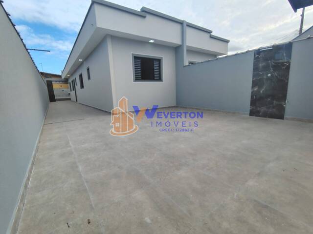 #812 - Casa para Venda em Mongaguá - SP - 1