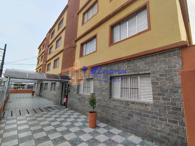#825 - Apartamento para Venda em Mongaguá - SP - 2