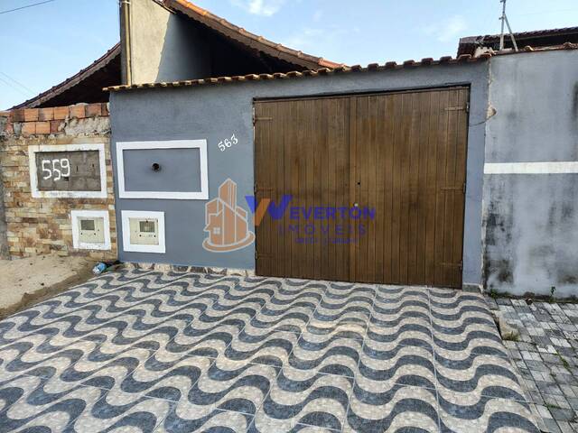 #829 - Casa para Venda em Mongaguá - SP