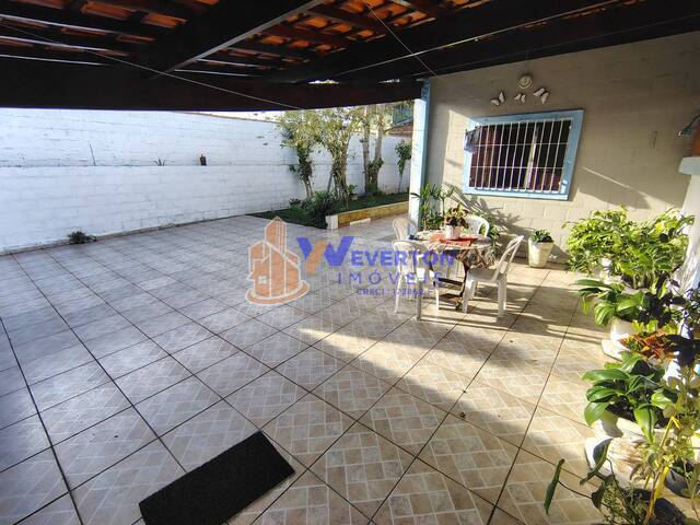 #831 - Casa para Venda em Mongaguá - SP - 2