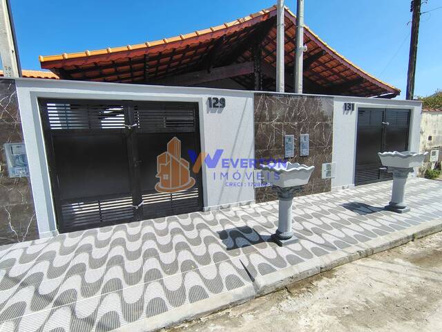 #833 - Casa para Venda em Mongaguá - SP - 2