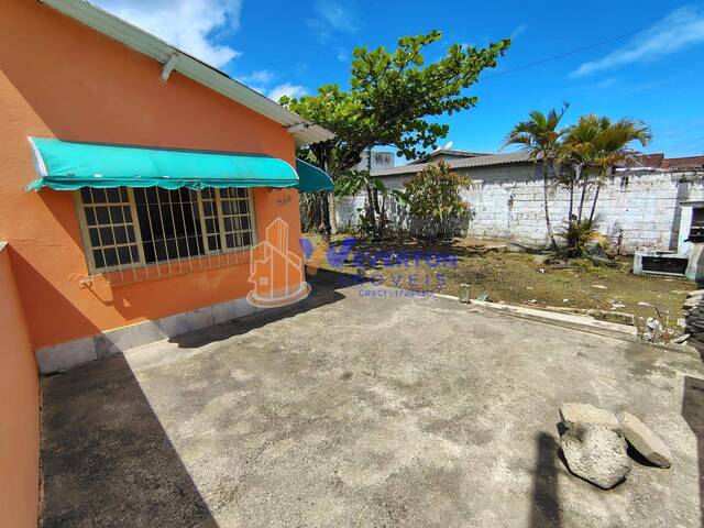 #845 - Casa para Venda em Mongaguá - SP - 2