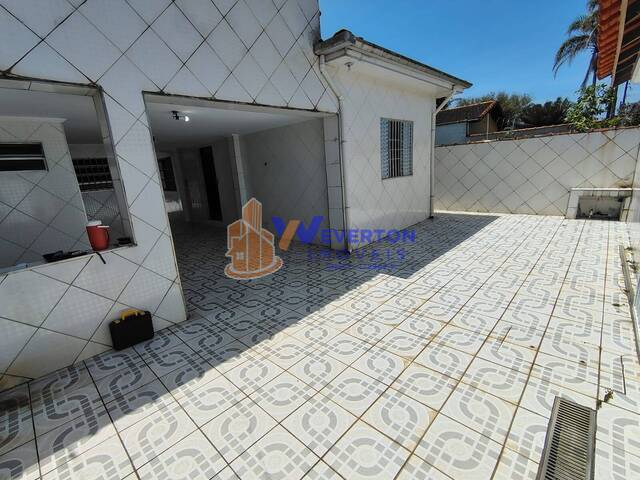 #848 - Casa para Venda em Mongaguá - SP