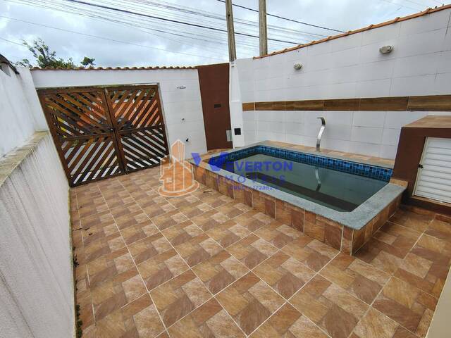 #859 - Casa para Venda em Mongaguá - SP - 2