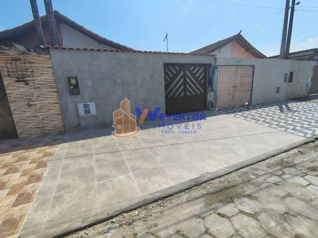 Casa para Venda em Mongaguá - 2