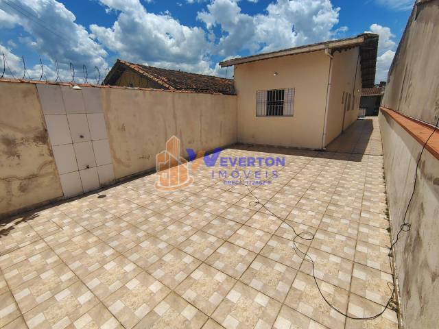 #885 - Casa para Locação em Mongaguá - SP