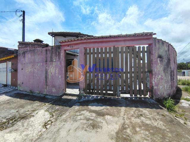 #893 - Casa para Venda em Mongaguá - SP