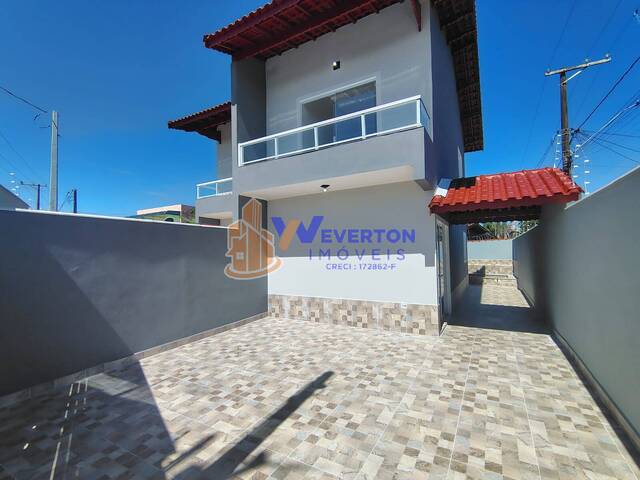 #919 - Casa para Venda em Mongaguá - SP - 2