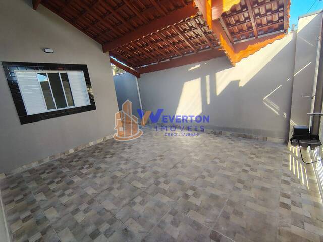 #928 - Casa para Venda em Mongaguá - SP - 2
