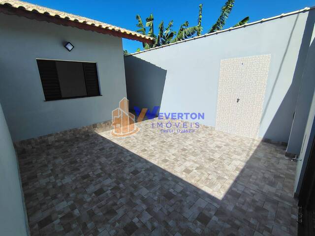 #939 - Casa para Venda em Itanhaém - SP