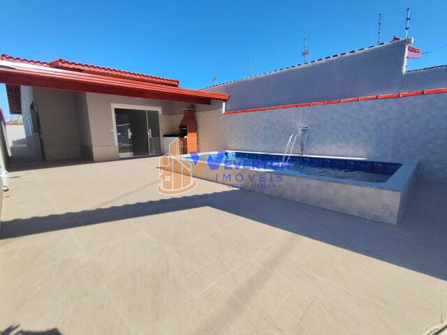 #941 - Casa para Venda em Mongaguá - SP