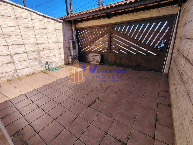 #944 - Casa para Venda em Mongaguá - SP