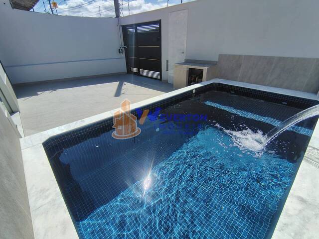 Casa para Venda em Mongaguá - 2