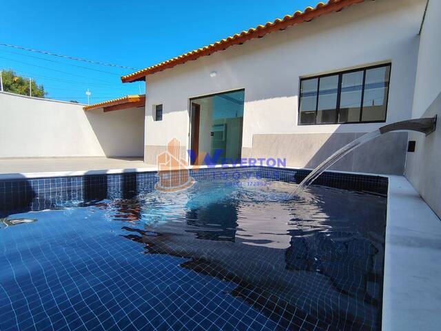 Casa para Venda em Mongaguá - 2