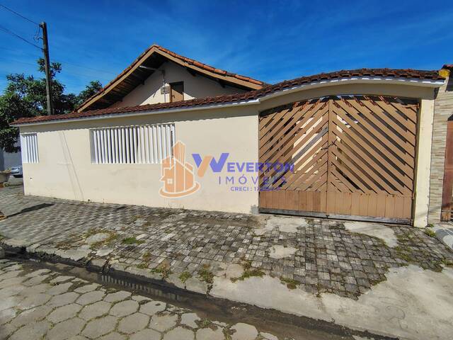 Casa para Venda em Mongaguá - 2