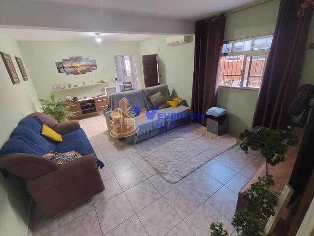 Casa para Venda em Praia Grande - 4