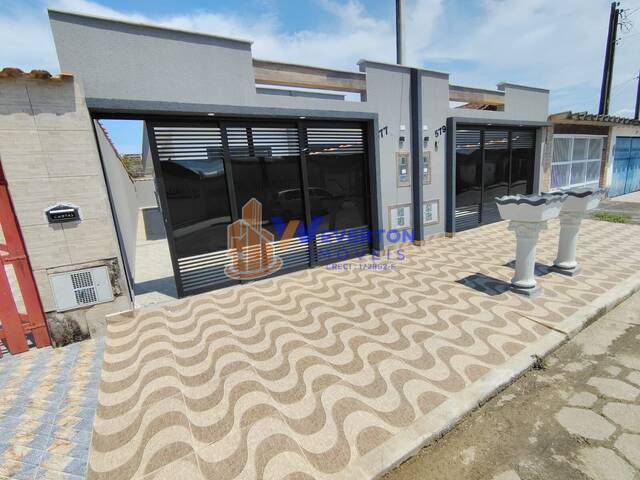 Casa para Venda em Mongaguá - 2